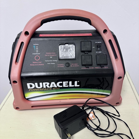 Duracell Powerpack 600 Portable Power Station - Black and Pink